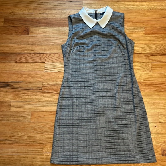 Tommy Hilfiger Contrast Collar Plaid Dresss - Picture 2 of 4